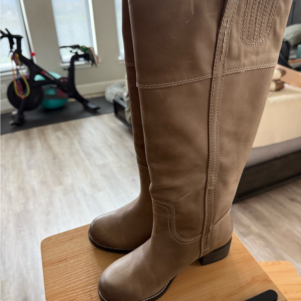 Lucky brand extra wide calf hibiscus boots Women's Tan Knee-High Boots